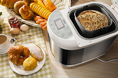 SKG 2LB Automatic Programmable Multifunctional Bread Maker