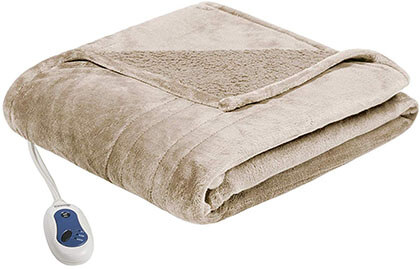 Beautyrest - Plush Heated Throw Blanket